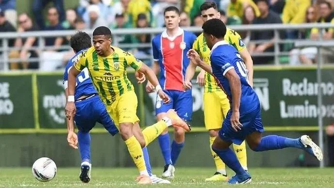 Nhận định, soi kèo Alverca vs Tondela, 2h15 ngày 13/9: Cơ hội thoát hiểm