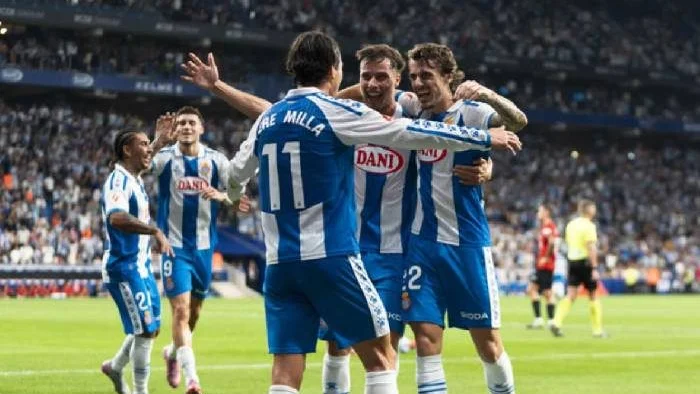 Soi kèo góc Espanyol vs Valencia, 00h00 ngày 24/9
