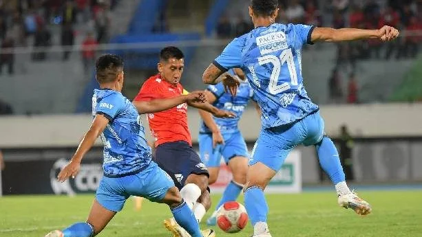 Nhận định, soi kèo Club Aurora vs Blooming, 05h00 ngày 14/8: Chủ nhà buông xuôi