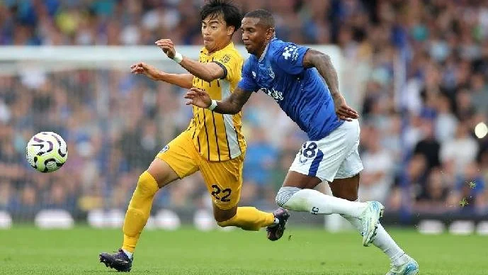 Soi kèo góc Everton vs Brighton, 20h00 ngày 24/8