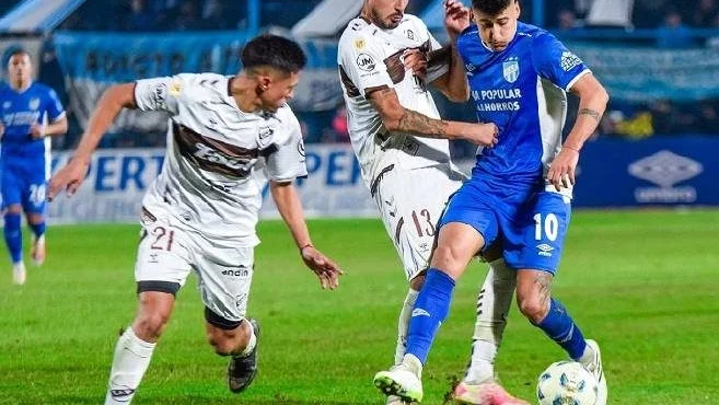 Nhận định, soi kèo Velez Sarsfield vs Atletico Tucuman, 6h00 ngày 30/9: Đánh chiếm ngôi đầu