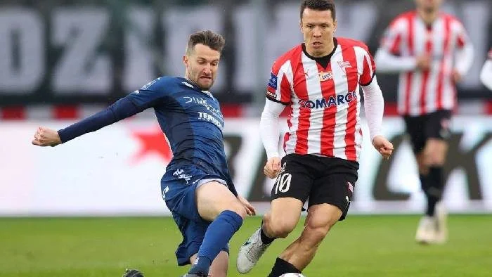Nhận định, soi kèo Cracovia Krakow vs Widzew lodz, 01h30 ngày 16/8: Chia điểm