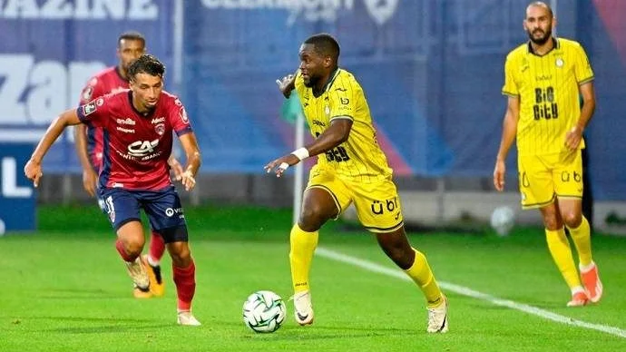 Nhận định, soi kèo Pau FC vs Clermont Foot, 1h00 ngày 4/10: Bám đuổi ngôi đầu