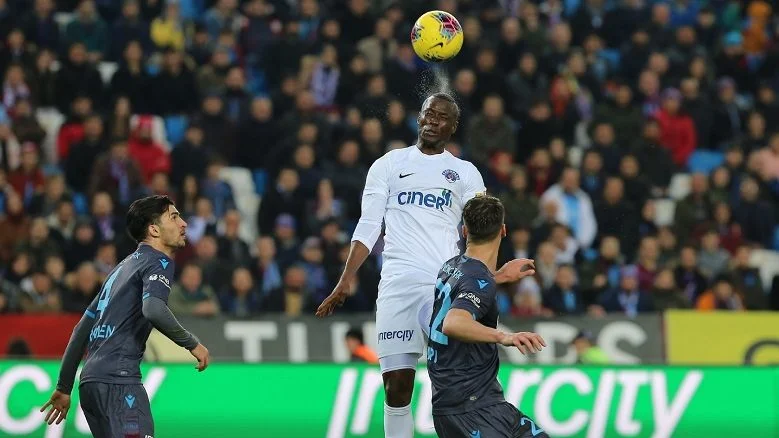 Nhận định, Soi tỷ lệ kèo Kasimpasa vs Trabzonspor 01h30 ngày 19/08: Chưa thể gượng dậy