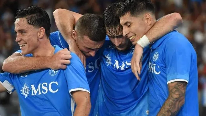 Soi kèo góc Napoli vs Pisa, 01h45 ngày 23/9