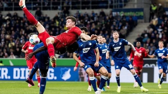 Siêu máy tính dự đoán Hoffenheim vs Koln, 1h30 ngày 4/10