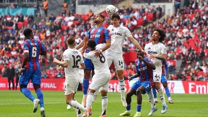 Siêu máy tính dự đoán Aston Villa vs Crystal Palace, 1h00 ngày 1/9