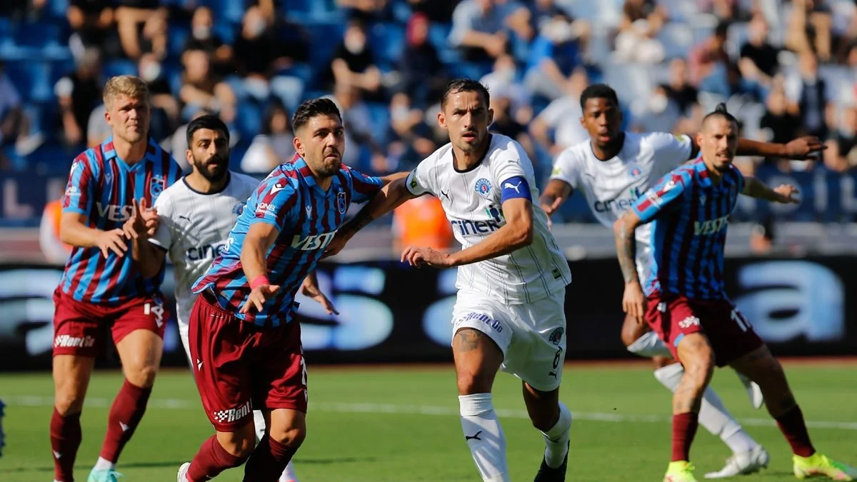 Nhận định, Soi kèo Kasimpasa vs Trabzonspor, 1h30 ngày 19/08: Thế trận khó đoán