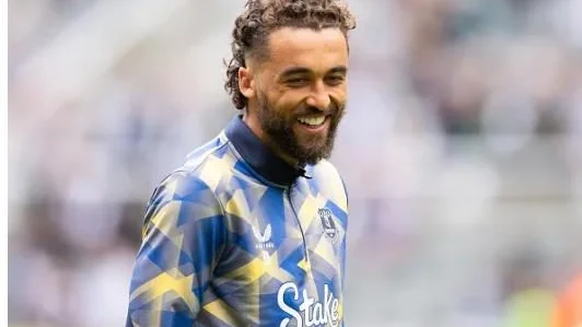 Rio Ferdinand không ủng hộ việc MU theo đuổi Dominic Calvert-Lewin