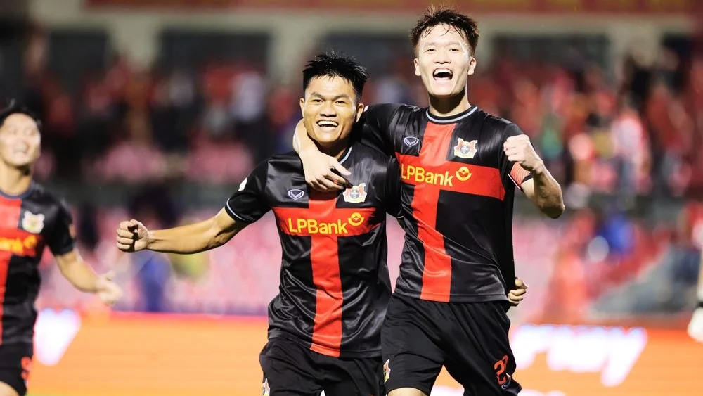 Ninh Bình thắng trận ra quân V-League, Hoàng Đức nói điều hạnh phúc