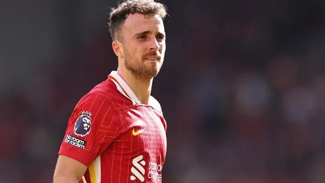 Arne Slot tiết lộ hành động nhân văn của Liverpool với gia đình Diogo Jota