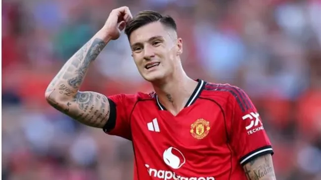 Carragher và Keane hoài nghi về khả năng tỏa sáng của Sesko ở MU