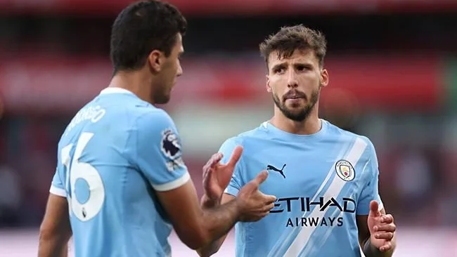 Ruben Dias thất vọng khi Man City đánh rơi chiến thắng trước Arsenal