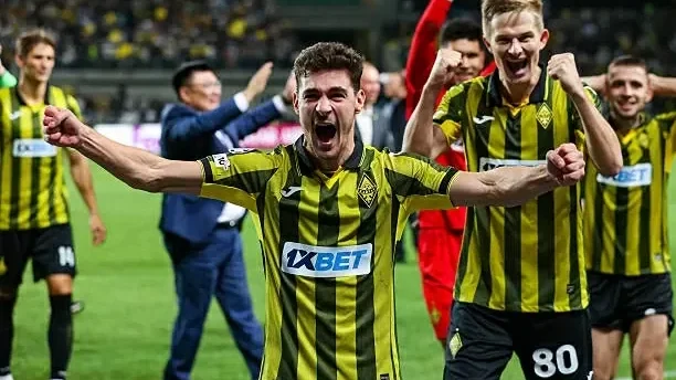 Ba CLB lần đầu tiên giành vé dự Champions League