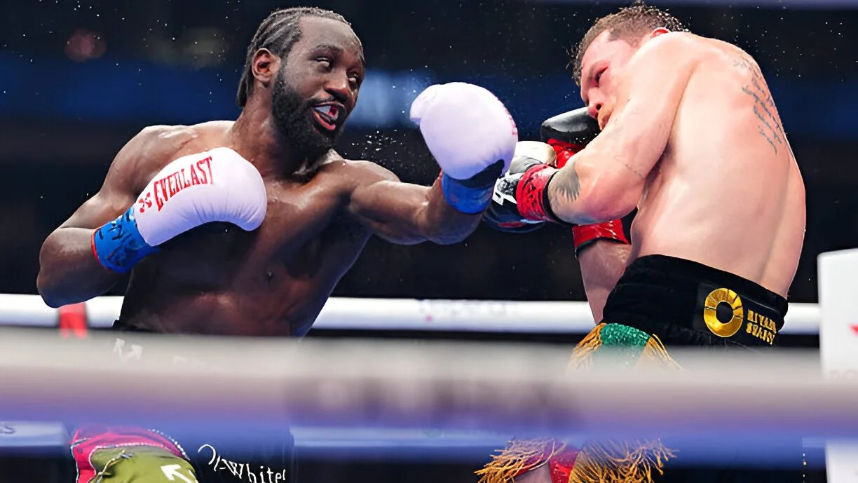 Canelo Alvarez so sánh thế nào về Terence Crawford và Floyd Mayweather Jr