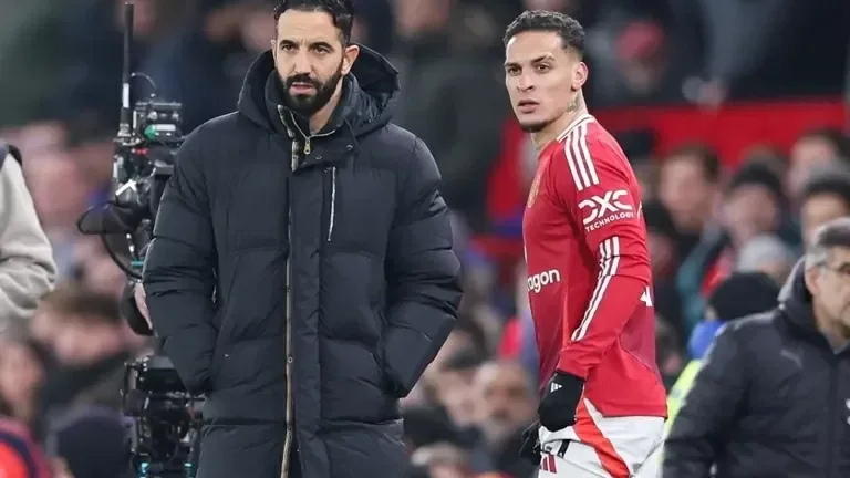 Nóng lòng rời Man Utd, Antony chuyển đến ở gần sân bay