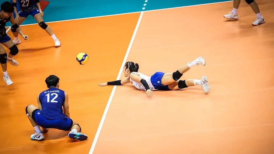 Từ tranh cãi giới tính của Manganang, bóng chuyền Việt Nam đang bị FIVB đối xử thiếu công bằng?