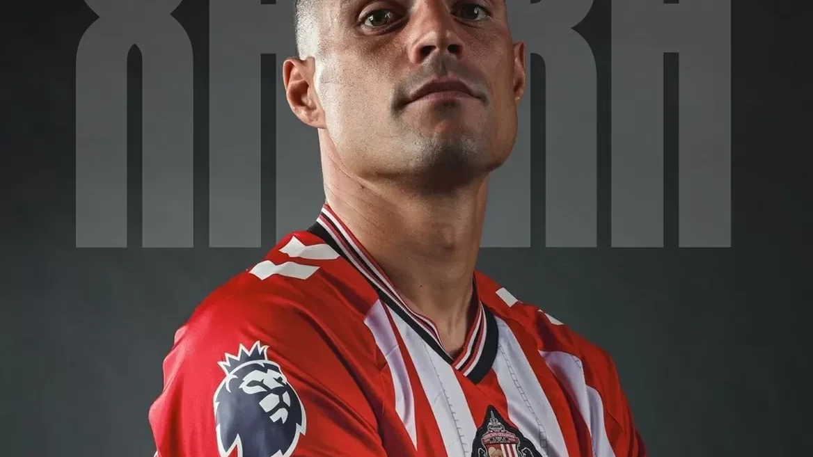 Sao Ngoại hạng Anh Granit Xhaka được trao băng thủ quân chỉ sau 2 tuần gia nhập