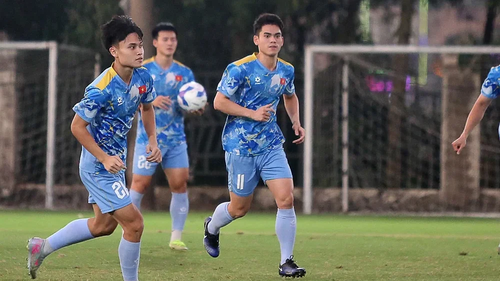 Tin nóng bóng đá Việt Nam hôm nay 9/9: U23 Việt Nam quyết giành ngôi đầu bảng; Giải hạng Nhất quốc gia chỉ còn 1,5 suất thăng hạng