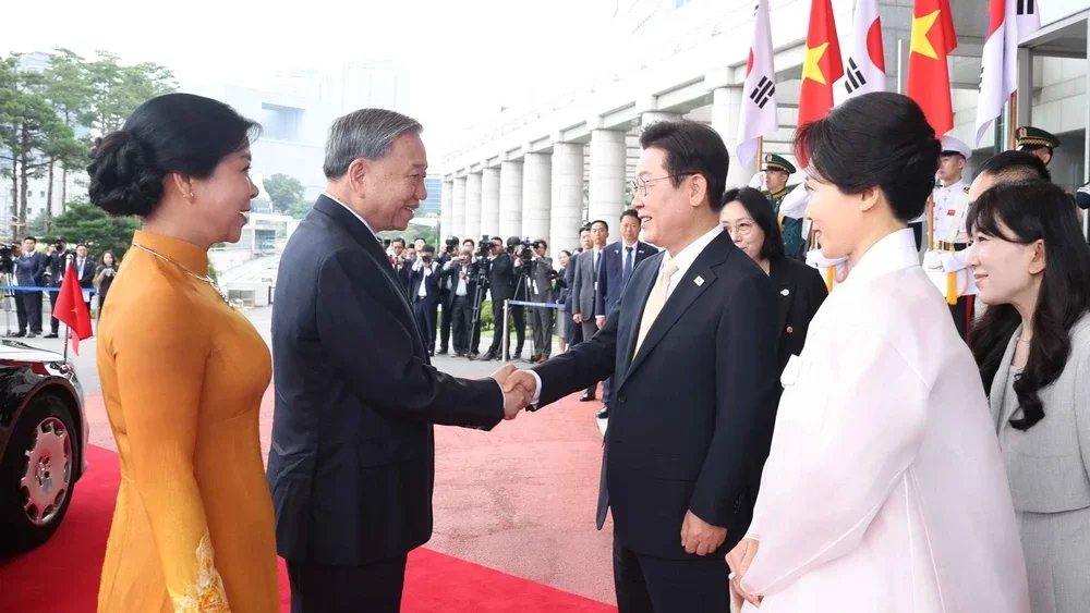 Lễ đón Tổng Bí thư Tô Lâm và Phu nhân thăm cấp Nhà nước Đại Hàn Dân quốc