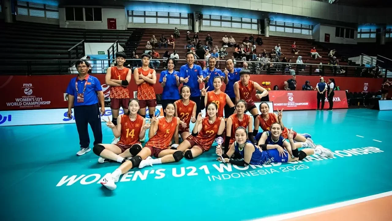 Bóng chuyền nữ Việt Nam tạo kỳ tích, lập kỷ lục set thắng đậm nhất giải U21 thế giới