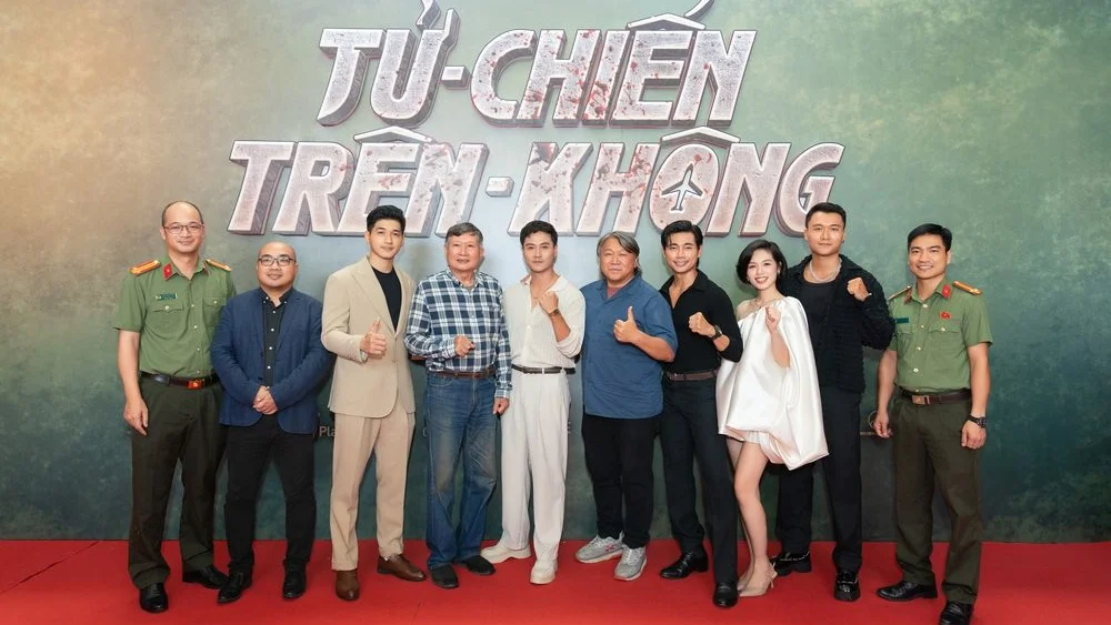 'Tử chiến trên không': Dựng mô hình máy bay 1:1 để không phải dùng kỹ xảo