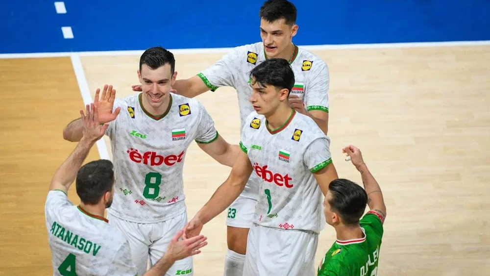 Ngược dòng đánh bại Mỹ, Bulgaria vào bán kết giải vô địch bóng chuyền nam thế giới 2025