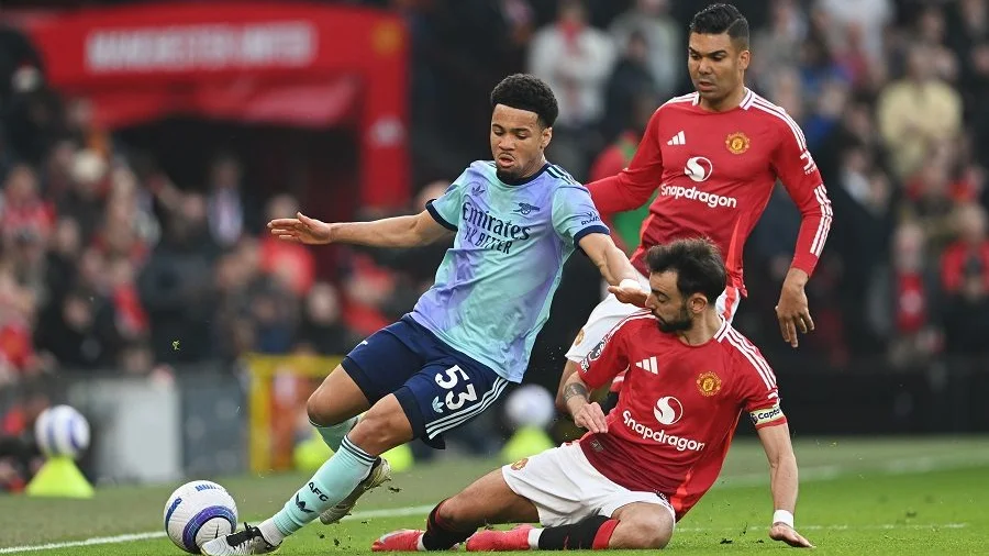 Lịch sử đối đầu MU vs Arsenal ở Ngoại hạng Anh