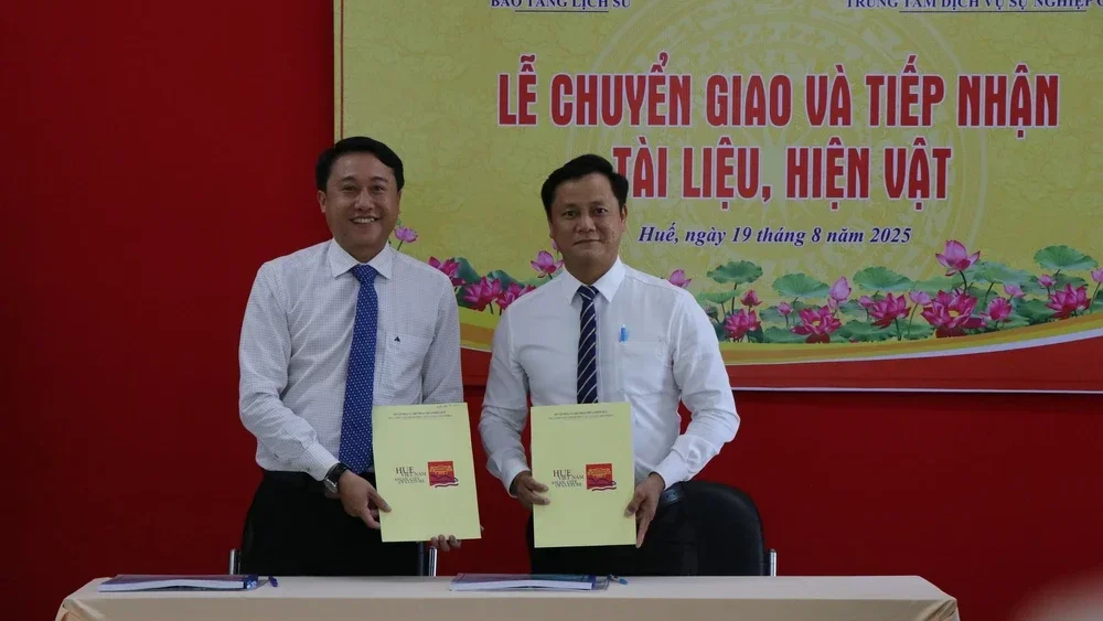 Bảo tàng Lịch sử thành phố Huế tiếp nhận hơn 1.400 tài liệu, hiện vật