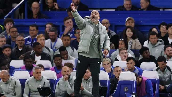 Chelsea giành chiến thắng trước Benfica theo phong cách rất... Mourinho