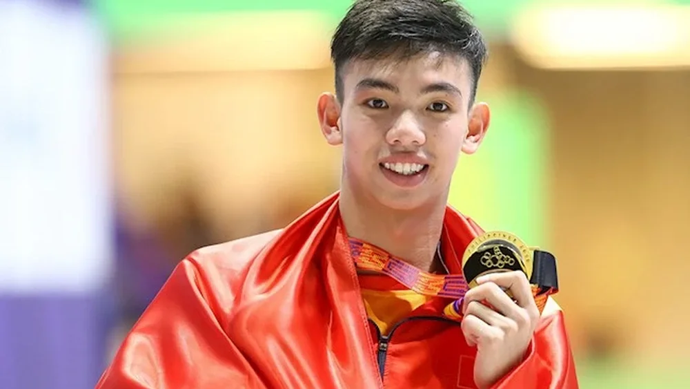Kình ngư Nguyễn Huy Hoàng giành HCV thứ 4 tại Giải bơi Vô địch Quốc gia 2025