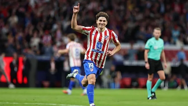 Diego Simeone quyết giữ chân bằng được Julian Alvarez