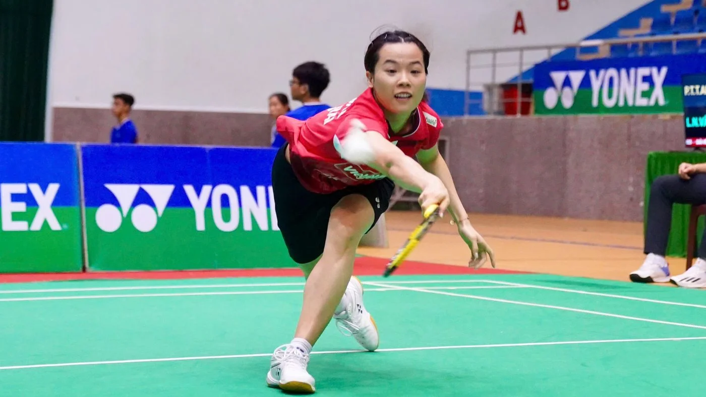 Nguyễn Thùy Linh và Vũ Thị Trang thắng ấn tượng ở trận đầu vòng bảng Giải cầu lông Vô địch Cá nhân Quốc Gia 2025