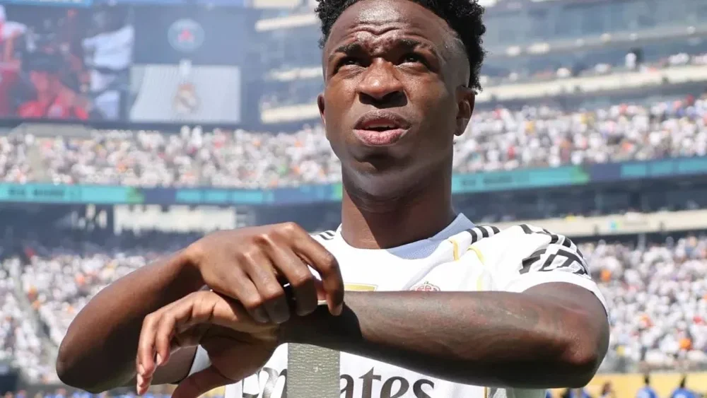 21h15 ngày 20/9, sân Bernabeu, Real Madrid vs Espanyol: Vòng xoáy của Vinicius