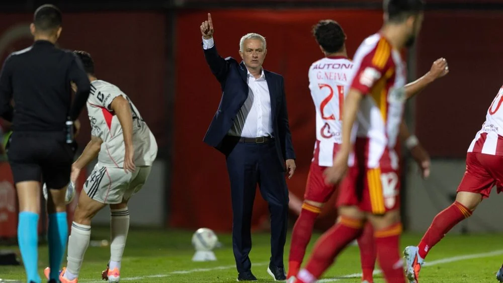 Jose Mourinho tái xuất như mơ cùng đội bóng 'mới mà cũ'