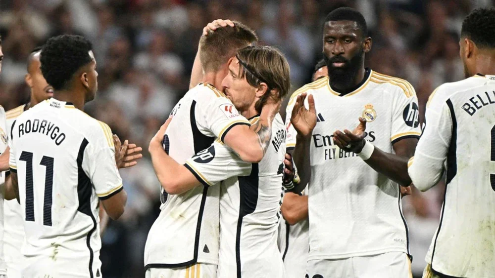 Oviedo - Real Madrid: Mbappe thừa kế số 10, nhưng còn số 8?