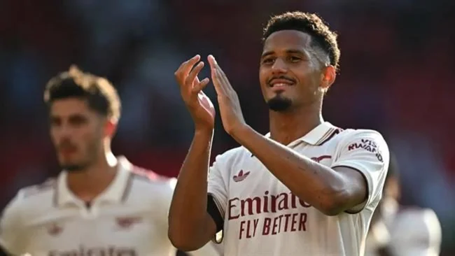 Saliba: “Arsenal phải vượt ngưỡng để chấm dứt cơn khát Premier League”