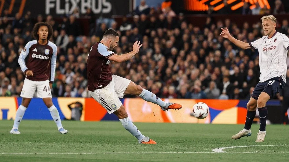 Kết quả Europa League: Đại diện Premier League thắng nhọc; cựu sao Arsenal đi vào lịch sử ở tuổi 38