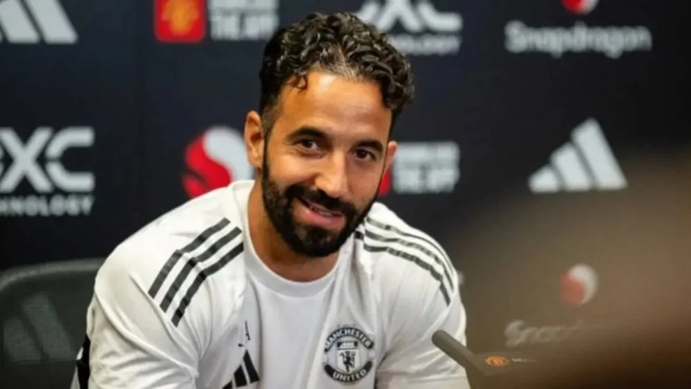 MU lao đao vì vắng 3 ngôi sao trận derby, Amorim xác nhận thủ môn bắt chính
