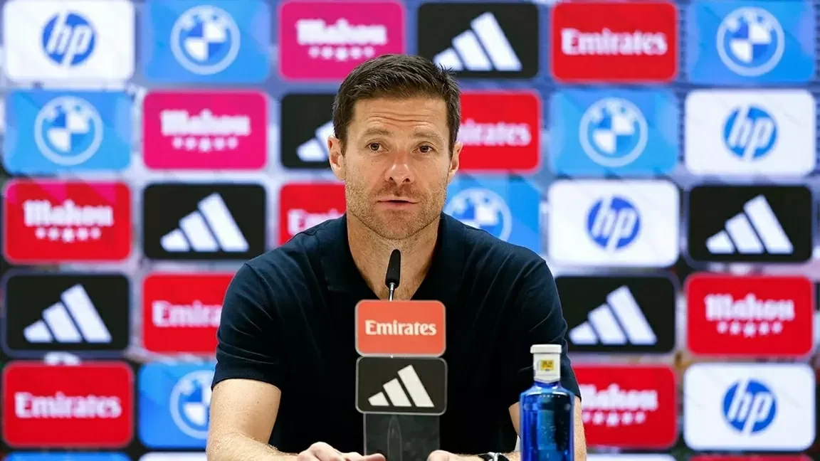 HLV Xabi Alonso lập kỷ lục trong trận ra mắt La Liga