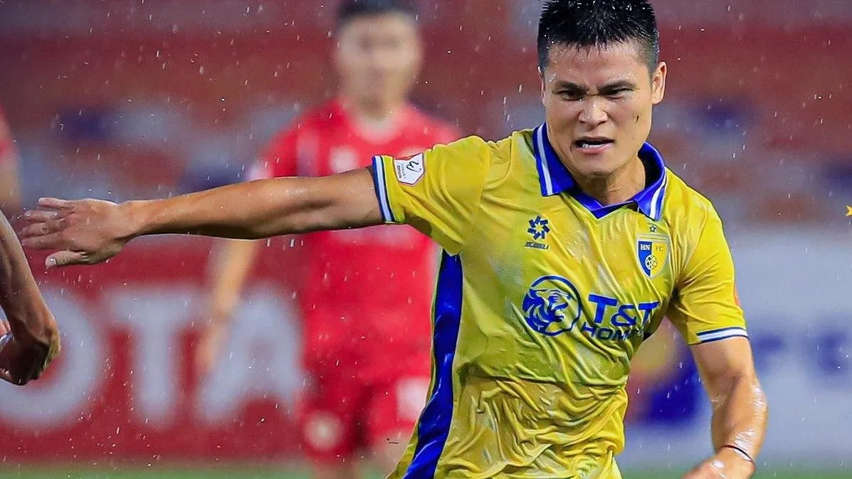 Thua tan nát trước CAHN, Hà Nội FC chìm sâu khủng hoảng