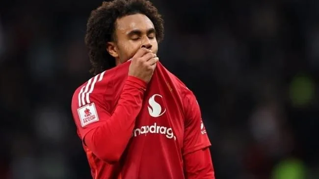 Thêm một đội bóng muốn chiêu mộ Joshua Zirkzee từ MU