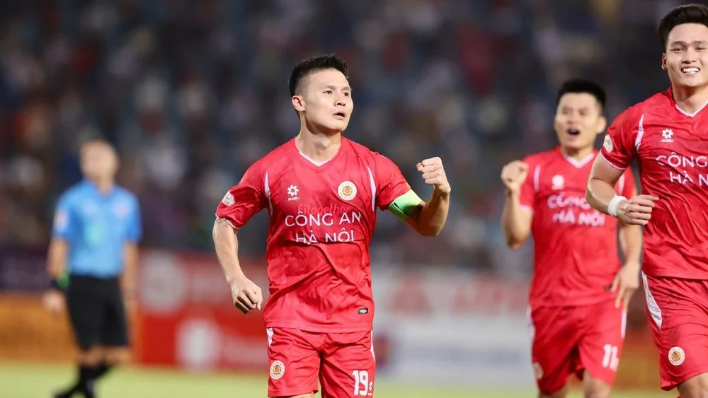 Quang Hải khiêm tốn dù lập siêu phẩm vào lưới Đình Triệu