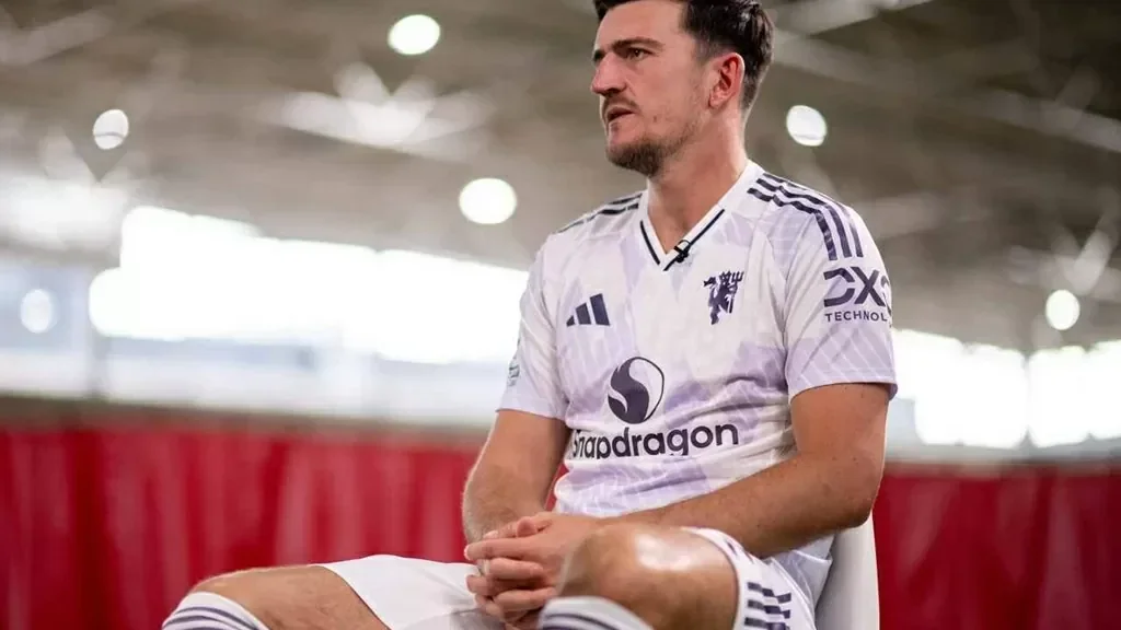 Harry Maguire không muốn rời Man Utd