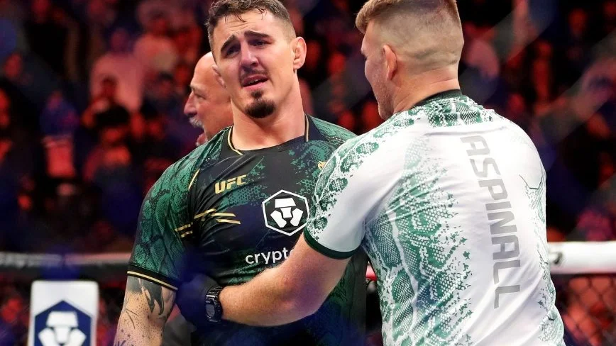 Tom Aspinall phí mất 3 tới 4 trại huấn luyện chỉ để chờ Jon Jones