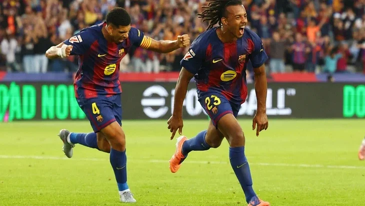 Yamal trở lại sân cỏ, chỉ 1 phút sau đã giúp Barcelona thắng ngược dòng